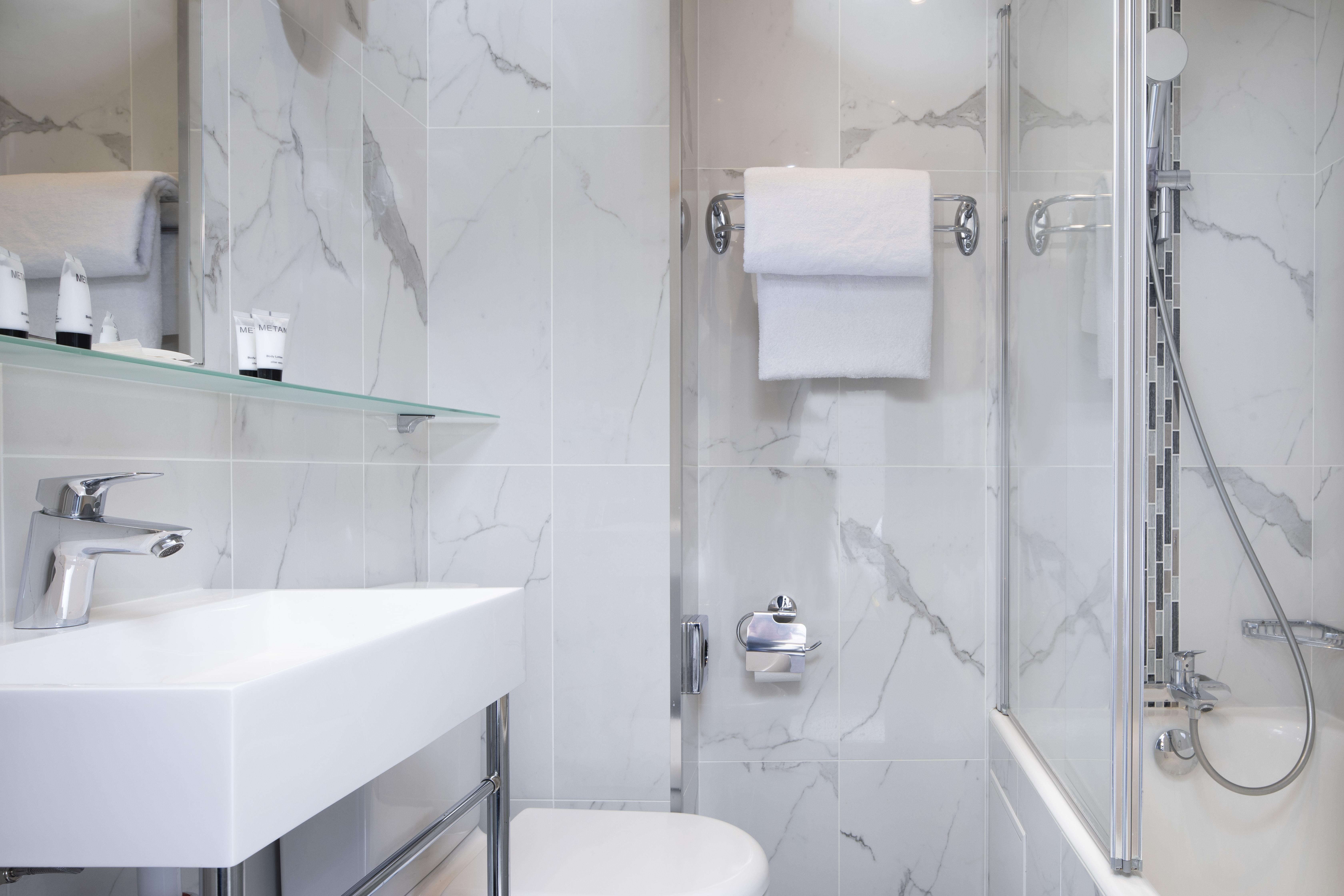 Hotel De Geneve Париж Екстериор снимка
